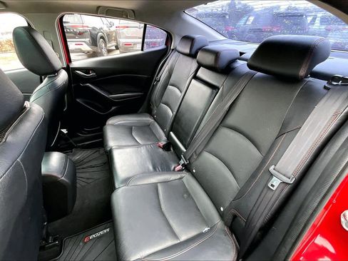 Used 2015 MAZDA MAZDA3 s Grand Touring w/ Technology Package image 21