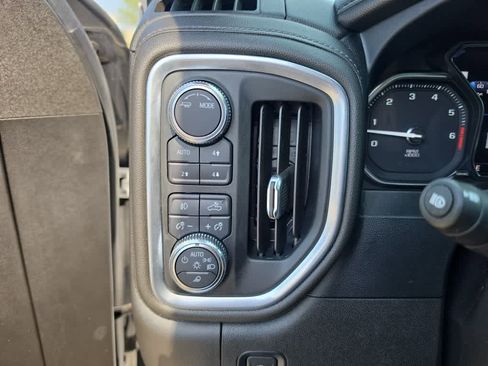 Used 2022 GMC Sierra 1500 Denali w/ Driver Alert Package II AWD/4WD image 23