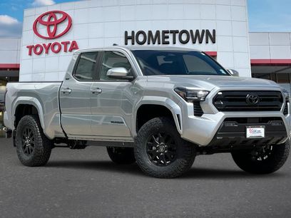 New 2026 Toyota Tacoma SR5