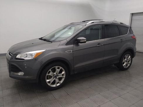 Used 2014 Ford Escape Titanium image 2