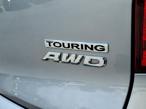 Used 2018 Honda Pilot Touring image 24