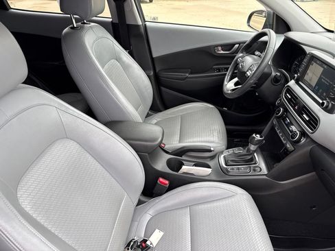 Used 2020 Hyundai Kona Ultimate AWD/4WD image 17