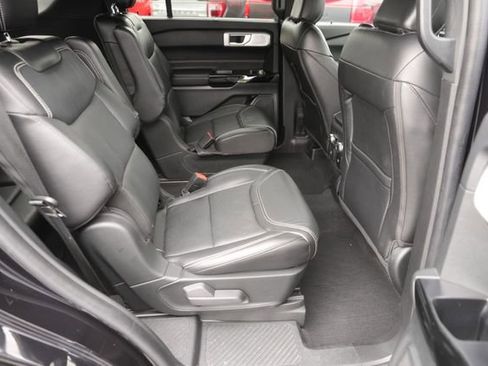 Used 2022 Ford Explorer ST w/ Equipment Group 401A image 18