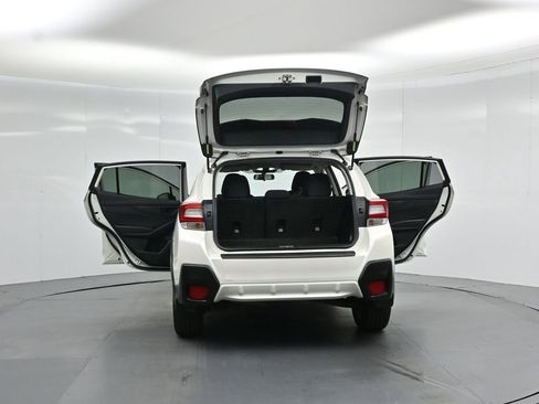 Used 2018 Subaru Crosstrek 2.0i Premium image 32