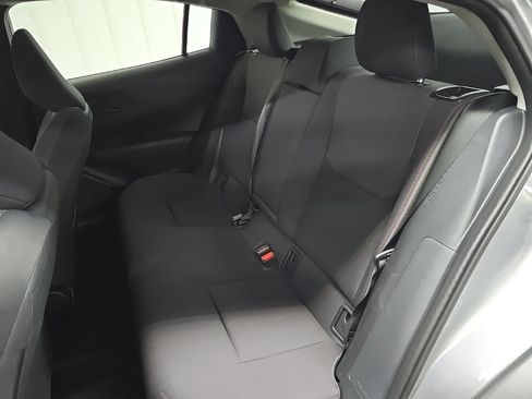 Used 2025 Toyota Prius Plug-In Hybrid image 32