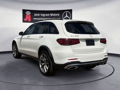 Used 2020 Mercedes-Benz GLC 300 4MATIC image 3