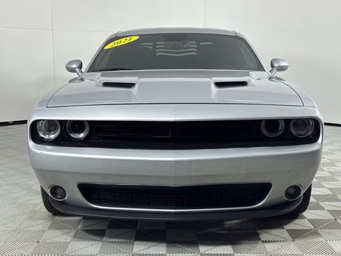 Used 2021 Dodge Challenger SXT w/ Blacktop Package image 10
