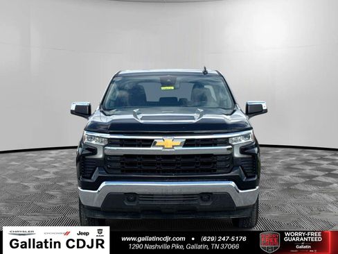 Used 2025 Chevrolet Silverado 1500 LT AWD/4WD image 3