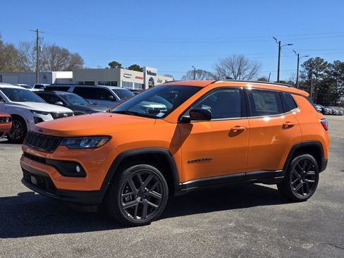 New 2026 Jeep Compass Latitude AWD/4WD image 1