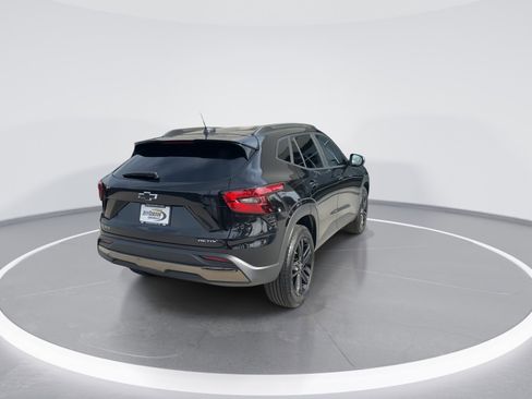 Certified 2025 Chevrolet Trax ACTIV w/ Driver Confidence Package image 9