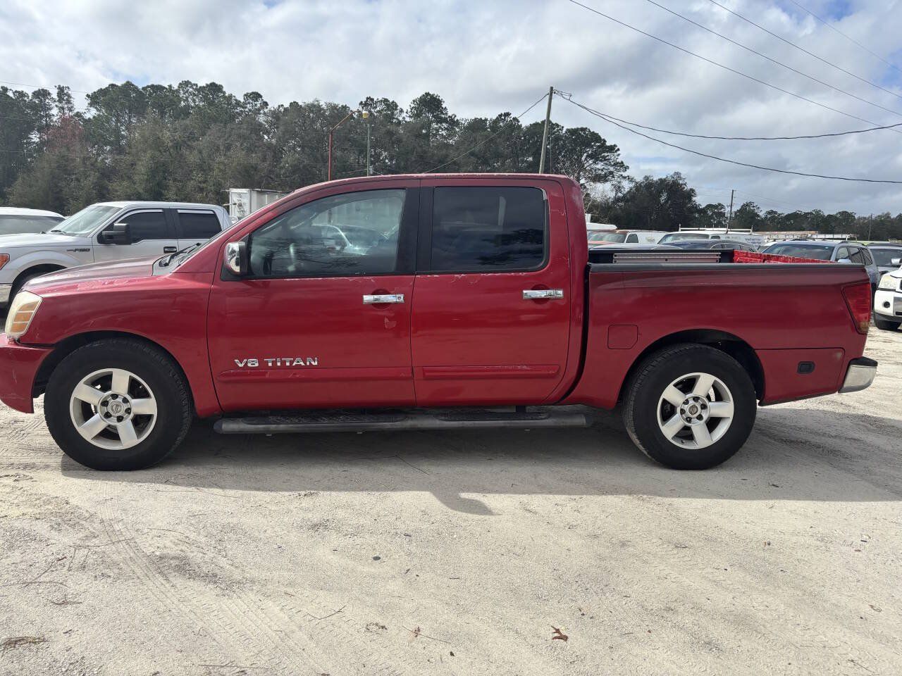 Used 2005 Nissan Titan SE w/ (W01) Utility Bed Pkg RWD image 4