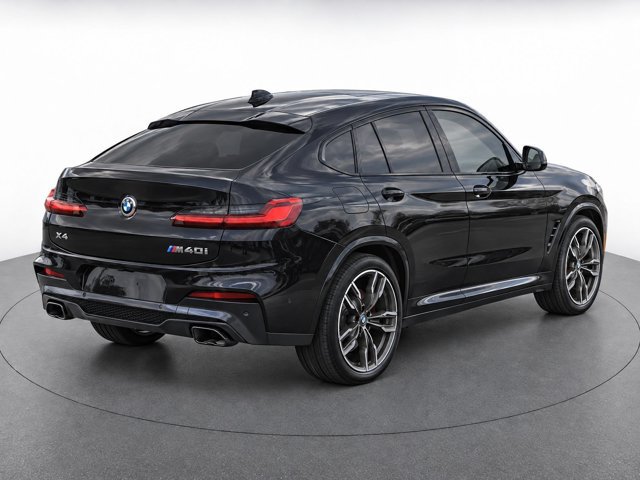 Used 2021 BMW X4 M40i w/ Executive Package AWD/4WD image 3