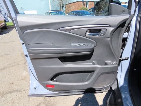 Certified 2022 Honda Pilot Special Edition image 17