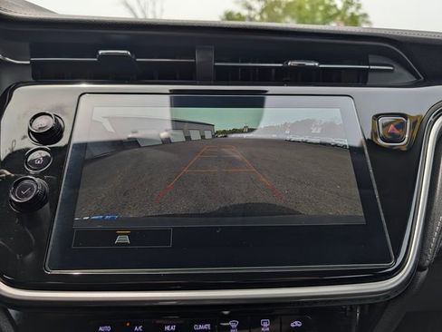 Used 2023 Chevrolet Bolt EUV LT w/ Driver Confidence Package FWD image 26