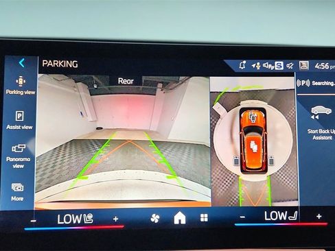 Used 2025 BMW X1 xDrive28i w/ Technology Package image 38