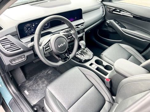 New 2026 Kia Seltos SX w/ SX Sunroof Package image 16