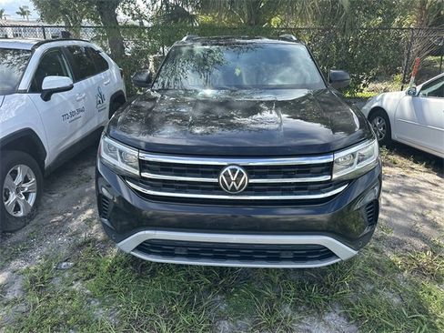 Used 2021 Volkswagen Atlas Cross Sport SE w/ Panoramic Sunroof Package image 4