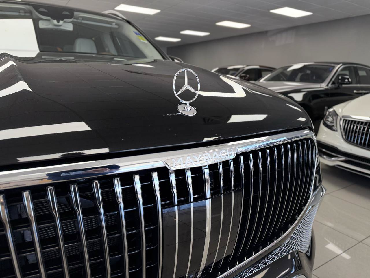 Used 2020 Mercedes-Benz GLS 450 4MATIC image 33