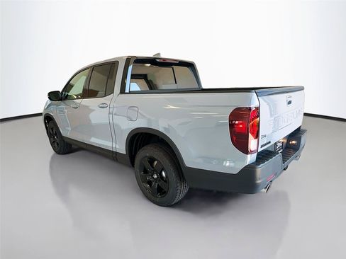 New 2026 Honda Ridgeline Black Edition image 10