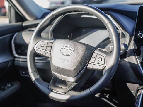 Certified 2025 Toyota Grand Highlander FWD image 15