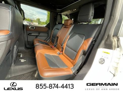 Used 2024 Ford Bronco Outer Banks AWD/4WD image 13
