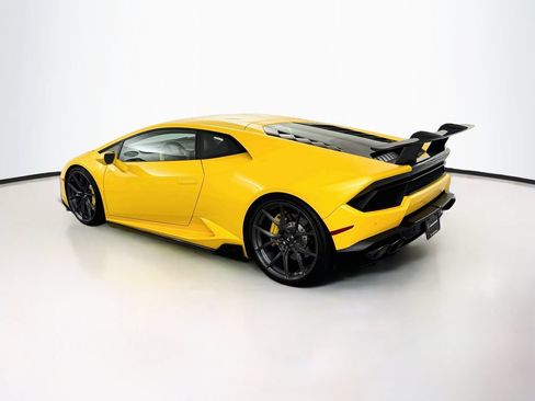 Used 2017 Lamborghini Huracan LP 580-2 RWD image 7
