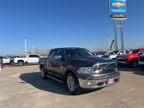 Used 2018 RAM 1500 Laramie Longhorn w/ Longhorn Southfork Package image 4