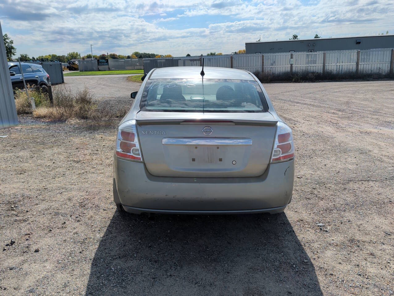 Used 2011 Nissan Sentra 2.0 FWD image 4
