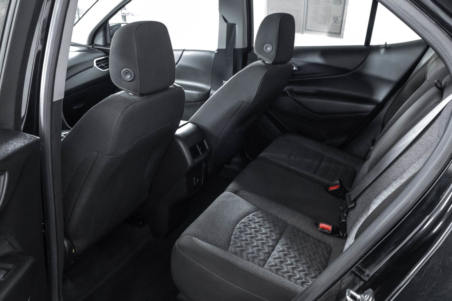 Used 2024 Chevrolet Equinox LT AWD/4WD image 35