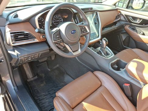 Used 2022 Subaru Outback Touring XT AWD/4WD image 10