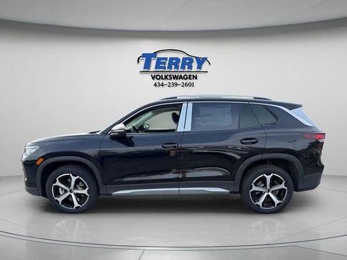 New 2026 Volkswagen Tiguan SE AWD/4WD image 3