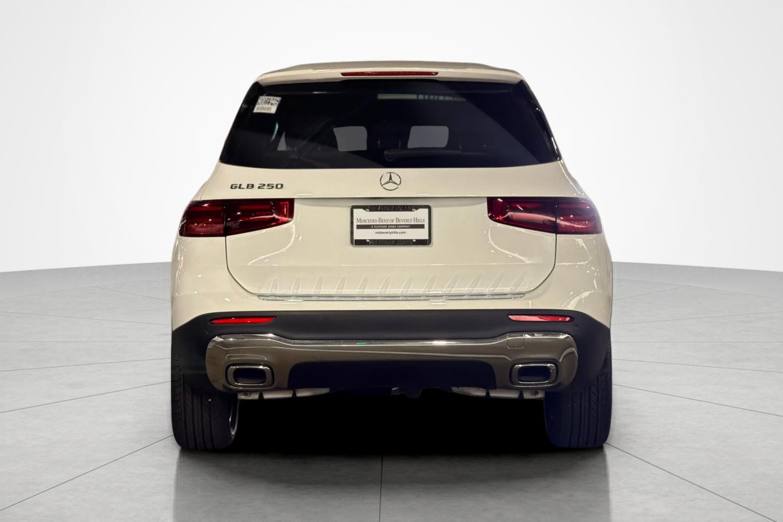 New 2026 Mercedes-Benz GLB 250 image 4