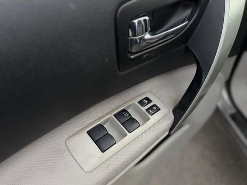 Used 2011 Nissan Rogue S AWD/4WD image 19
