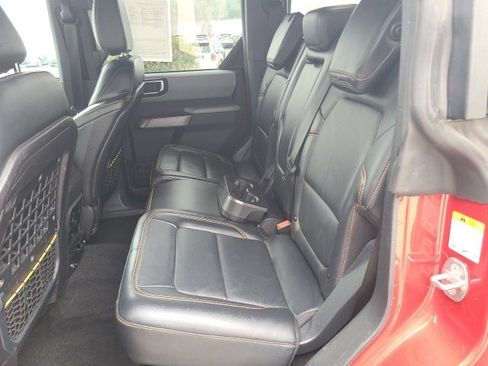 Used 2021 Ford Bronco Badlands image 13