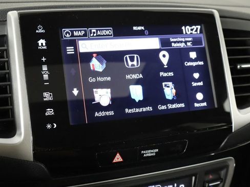Used 2017 Honda Pilot Touring image 31