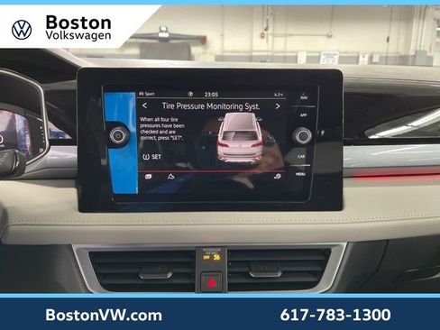 New 2026 Volkswagen Taos SEL image 21