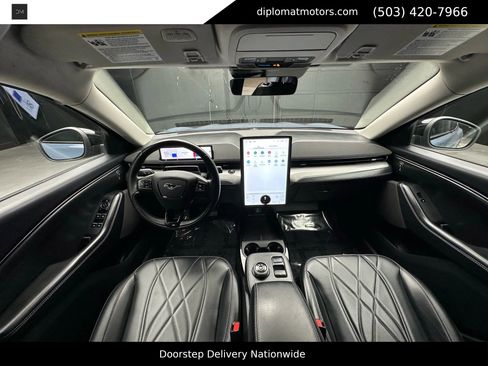 Used 2023 Ford Mustang Mach-E Select image 28