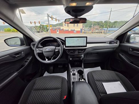 Used 2023 Ford Escape Active w/ Tech Pack #1 AWD/4WD image 19