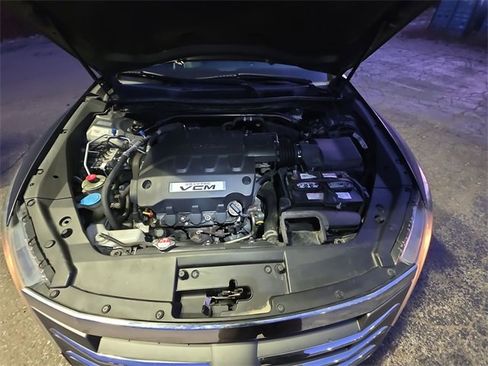 Used 2012 Honda Crosstour EX-L image 28