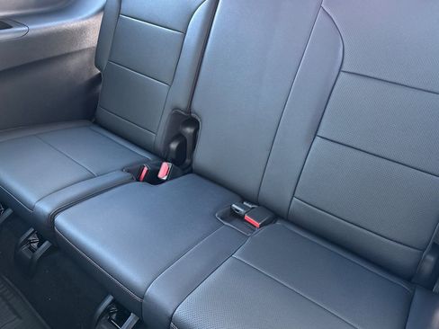 New 2026 Chevrolet Traverse RS w/ LPO, Floor Liner Package AWD/4WD image 14