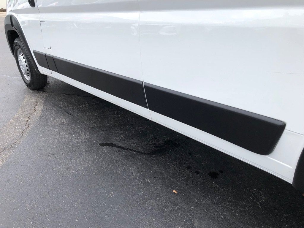 Used 2025 RAM ProMaster 2500 w/ Convenience Group FWD image 11