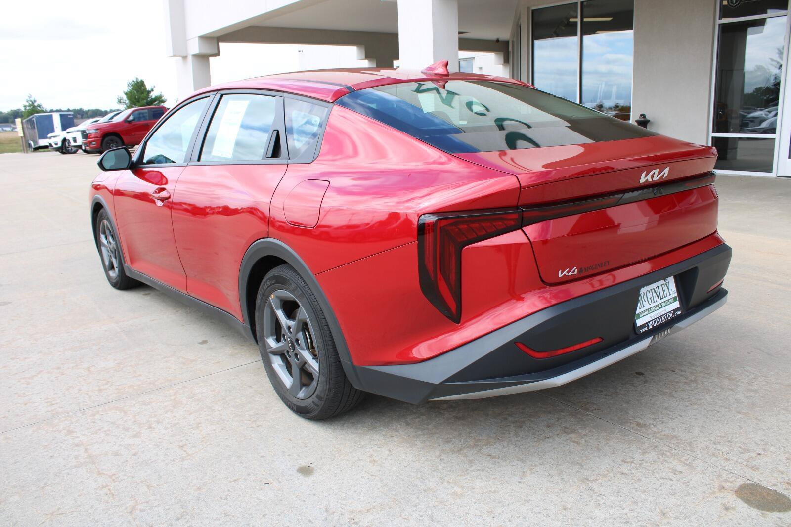 Used 2025 Kia K4 FWD image 11
