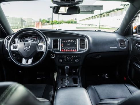 Used 2014 Dodge Charger R/T image 6