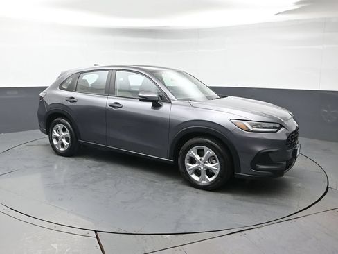 Certified 2024 Honda HR-V LX image 8