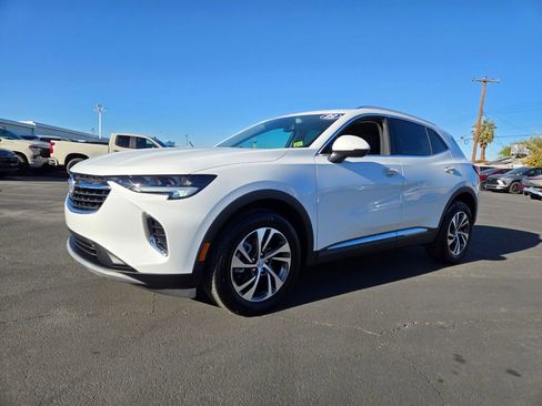 Used 2023 Buick Envision Essence image 2