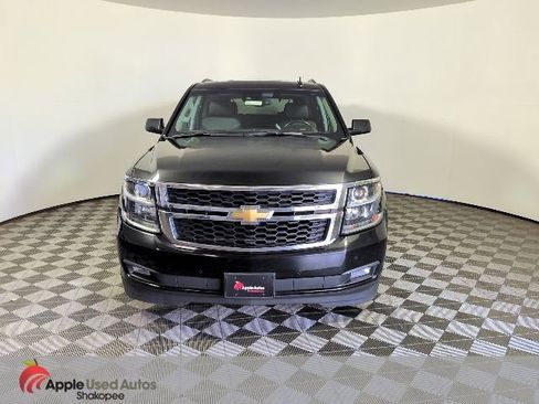 Used 2016 Chevrolet Tahoe LT w/ Luxury Package AWD/4WD image 2