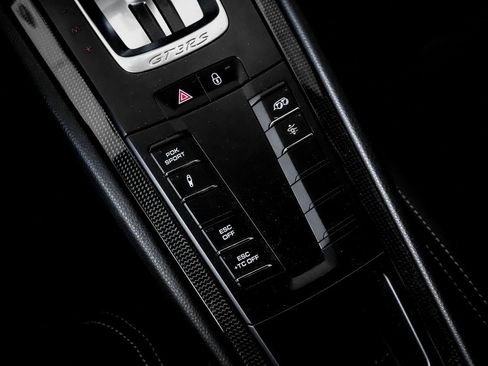 Certified 2019 Porsche 911 GT3 RS image 20