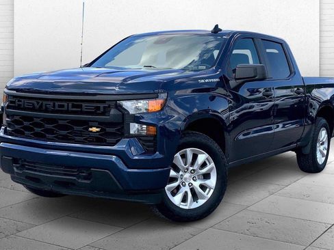 Used 2023 Chevrolet Silverado 1500 Custom AWD/4WD image 10
