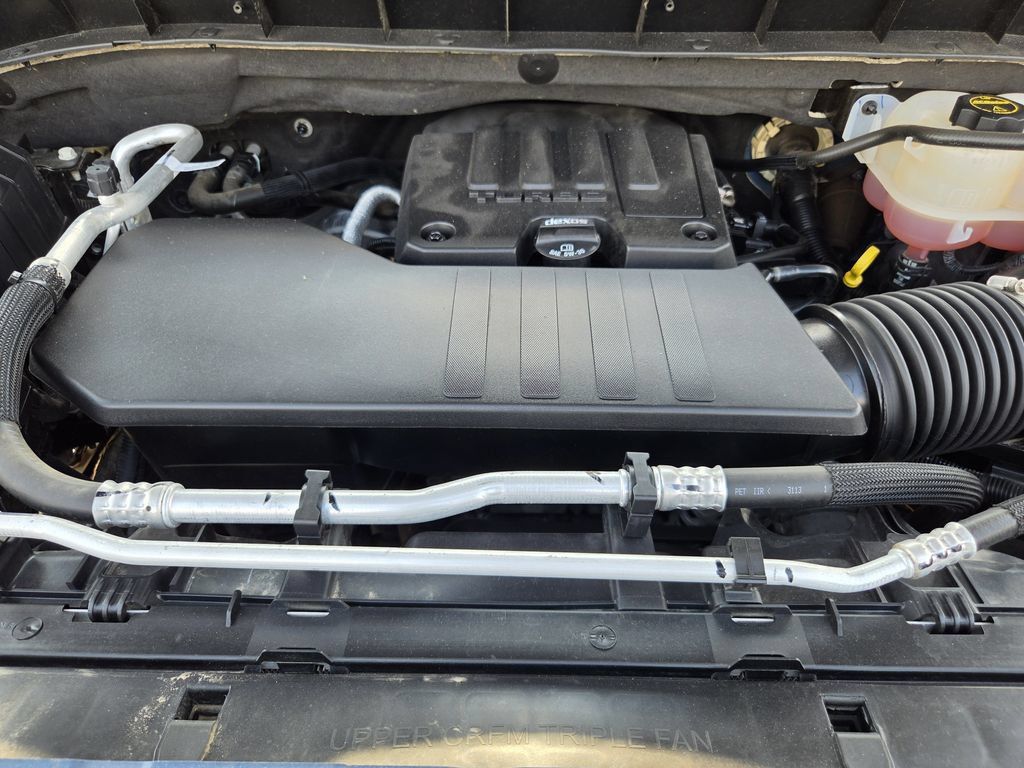 Used 2024 Chevrolet Silverado 1500 LT RWD image 24