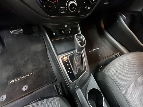 Used 2020 Hyundai Accent SEL image 15